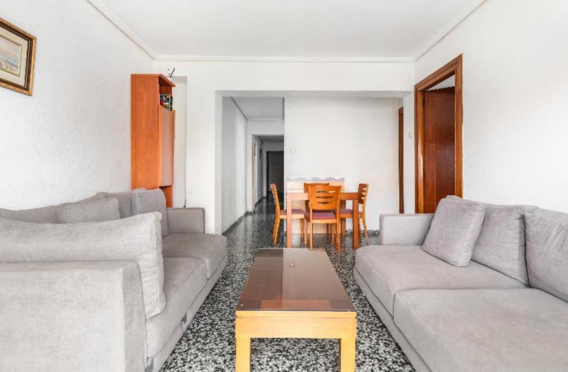 Private Room In Shared Apartment Valencia Workstay Exterior foto